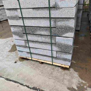 哈尔滨芙蓉白路牙石，马路牙子