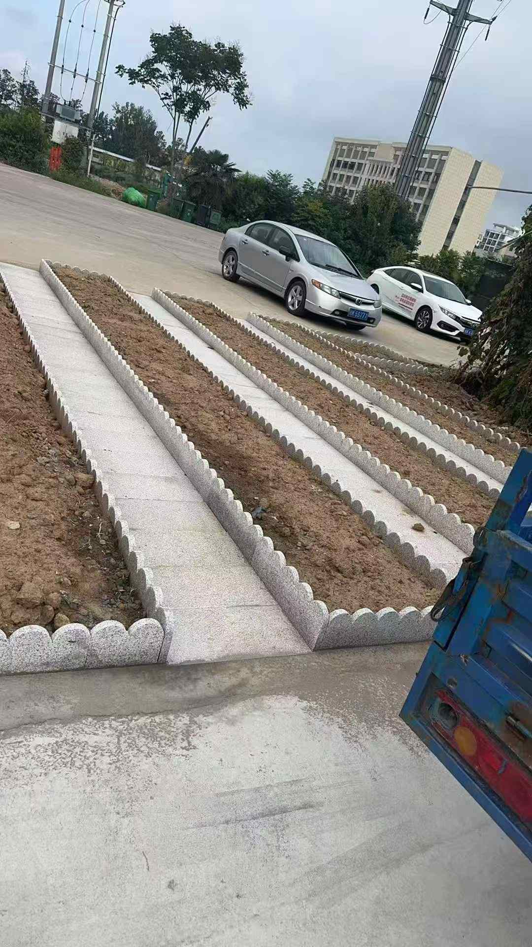 哈尔滨芝麻白花边石