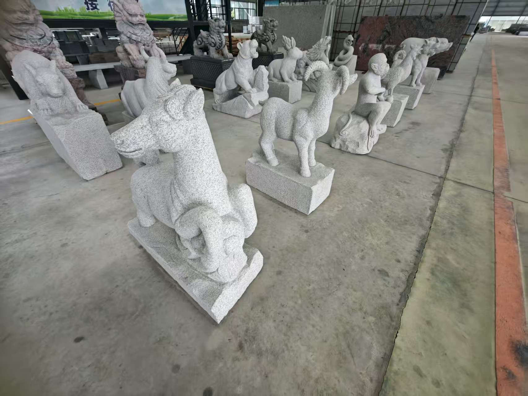 哈尔滨芝麻白雕刻 十二生肖 异形雕刻